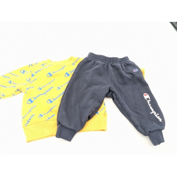Champion Tommy Hilfiger Lot Toddler Boys Sweatsuit Bundle 6 Pieces Size 2T - Picture 8 of 10